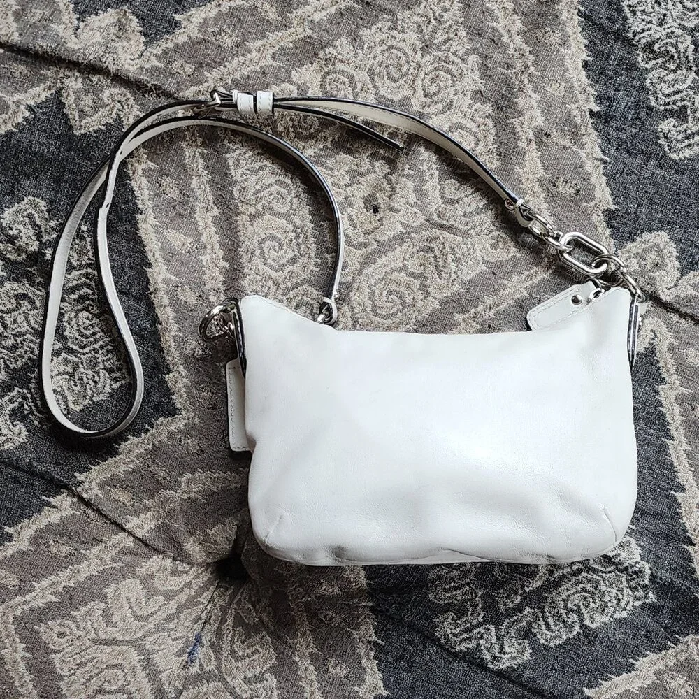✅️ Coach Elegant White Leather  Shoulder Bag *Very Rare - Picture 8 of 15